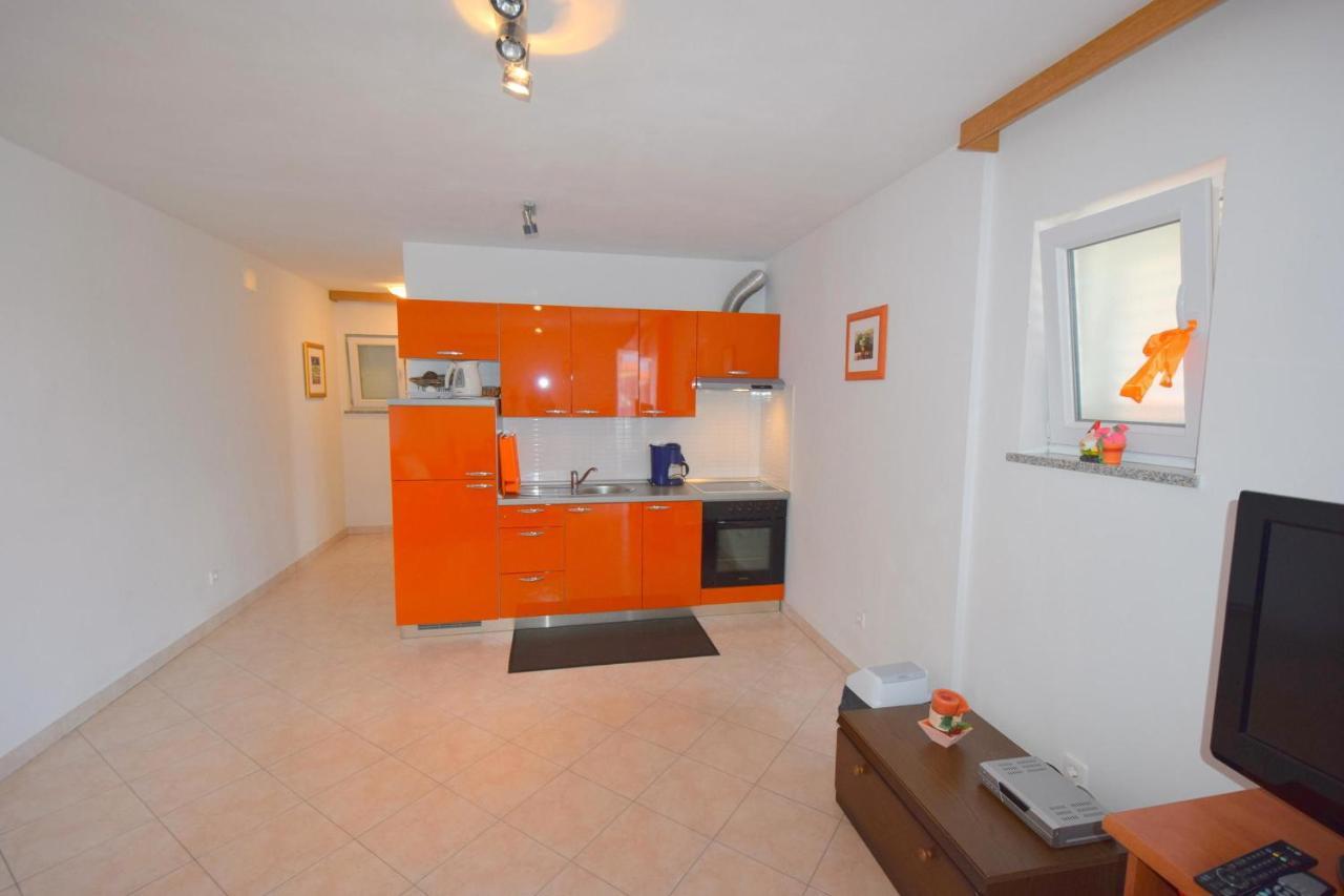 Apartments Gabrijel Malinska Extérieur photo