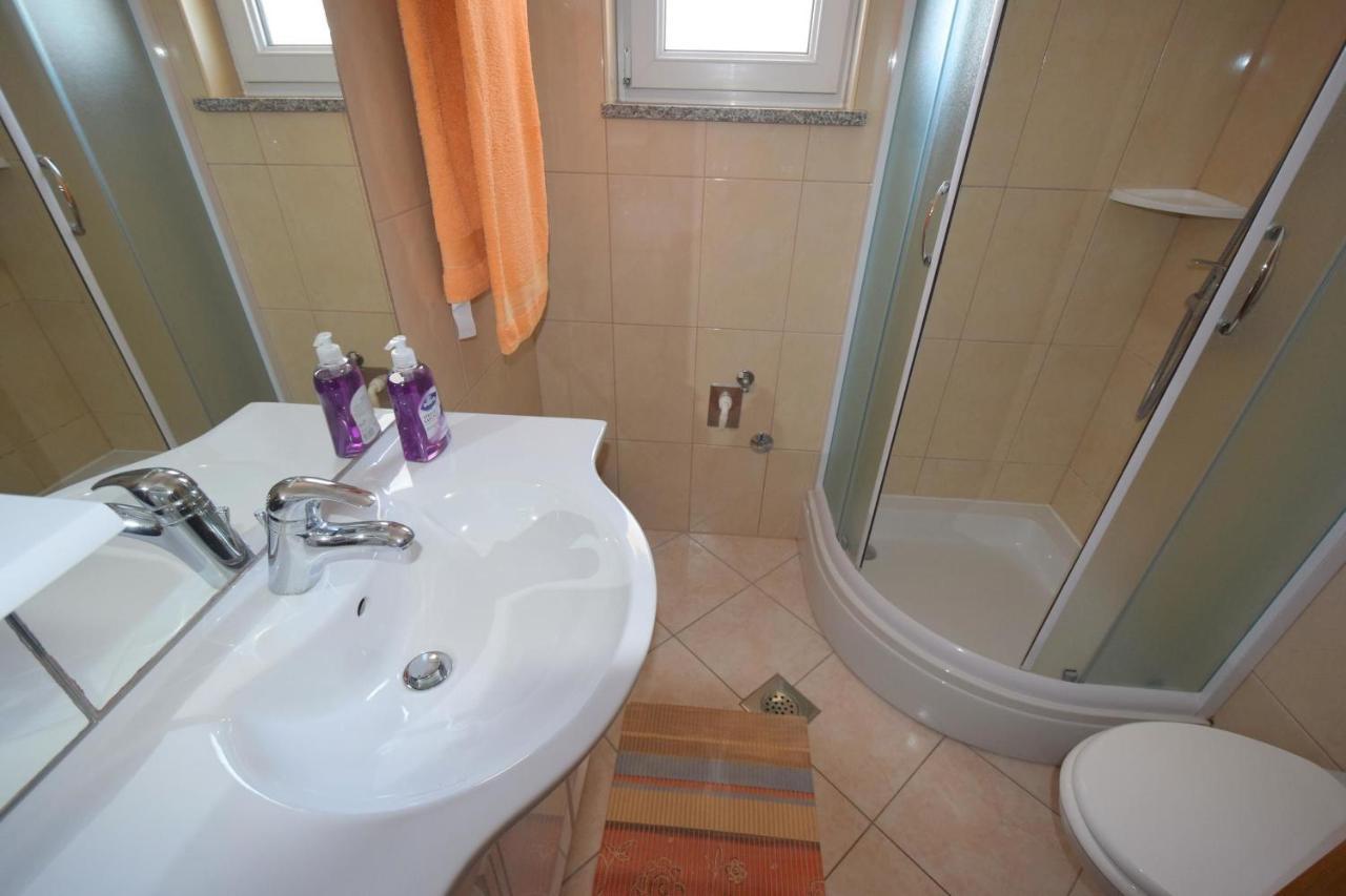 Apartments Gabrijel Malinska Extérieur photo