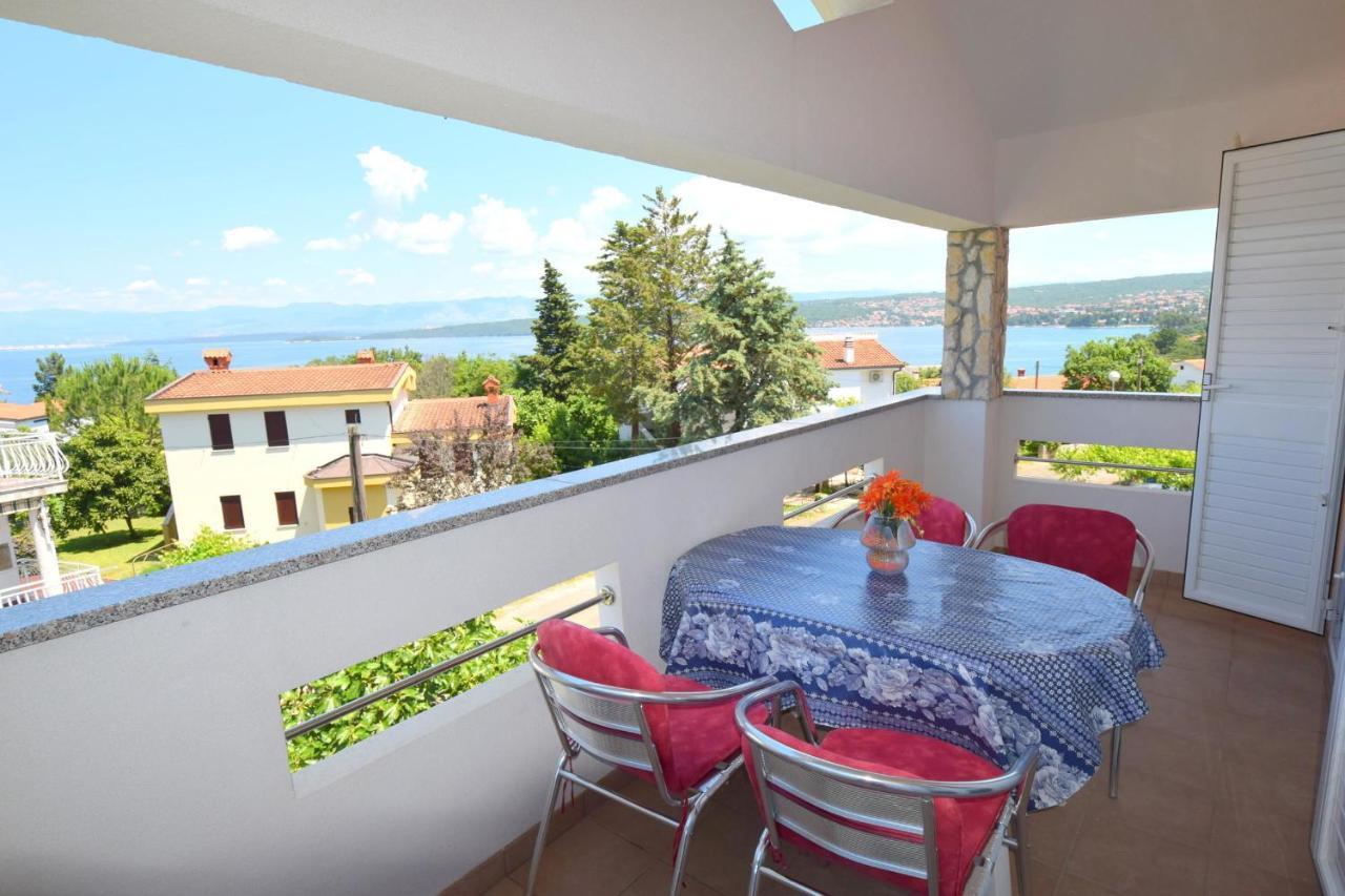 Apartments Gabrijel Malinska Extérieur photo