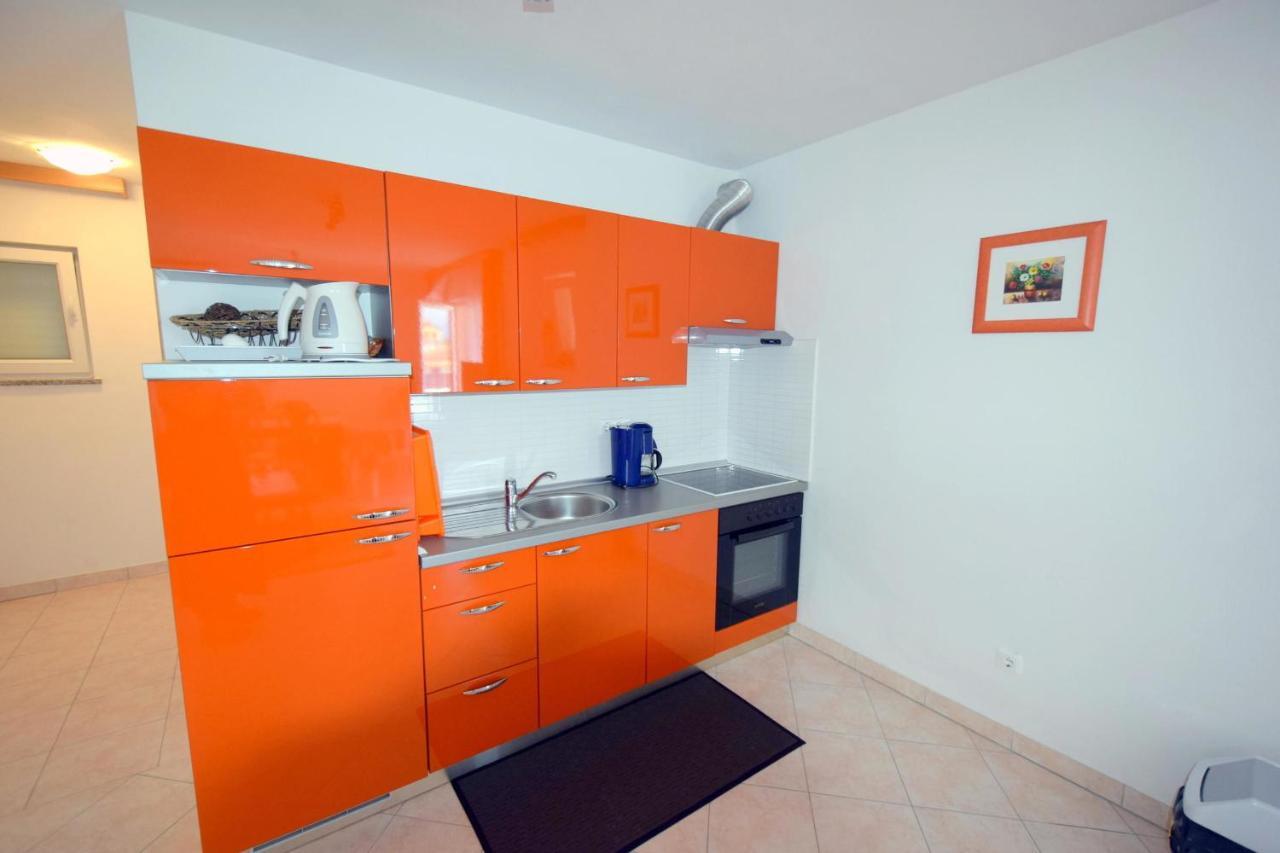 Apartments Gabrijel Malinska Extérieur photo