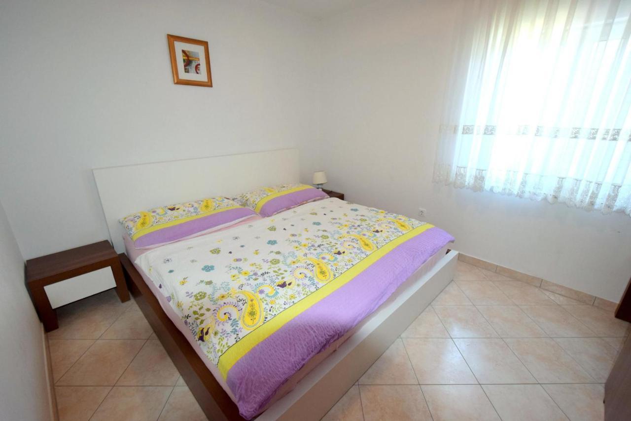 Apartments Gabrijel Malinska Extérieur photo