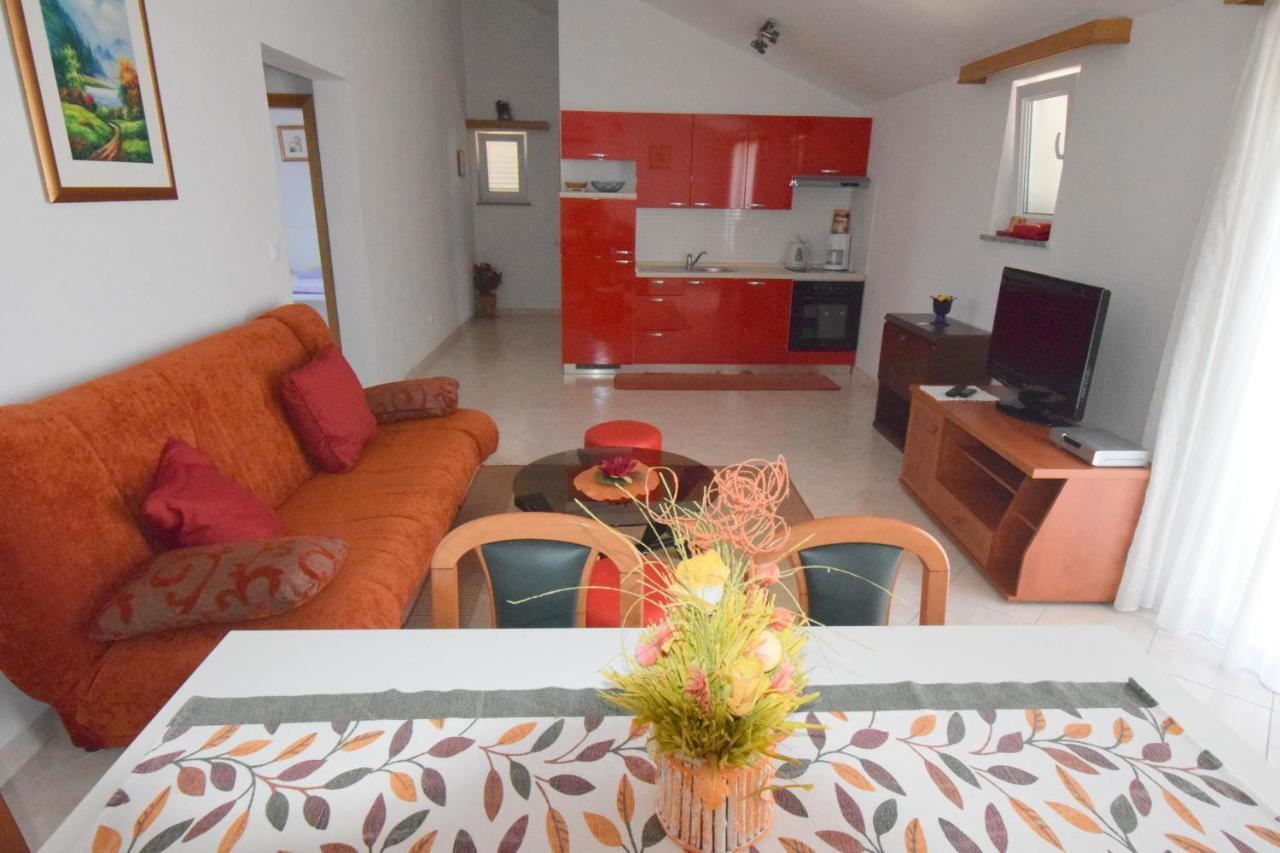 Apartments Gabrijel Malinska Extérieur photo
