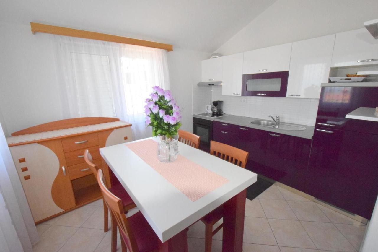 Apartments Gabrijel Malinska Extérieur photo