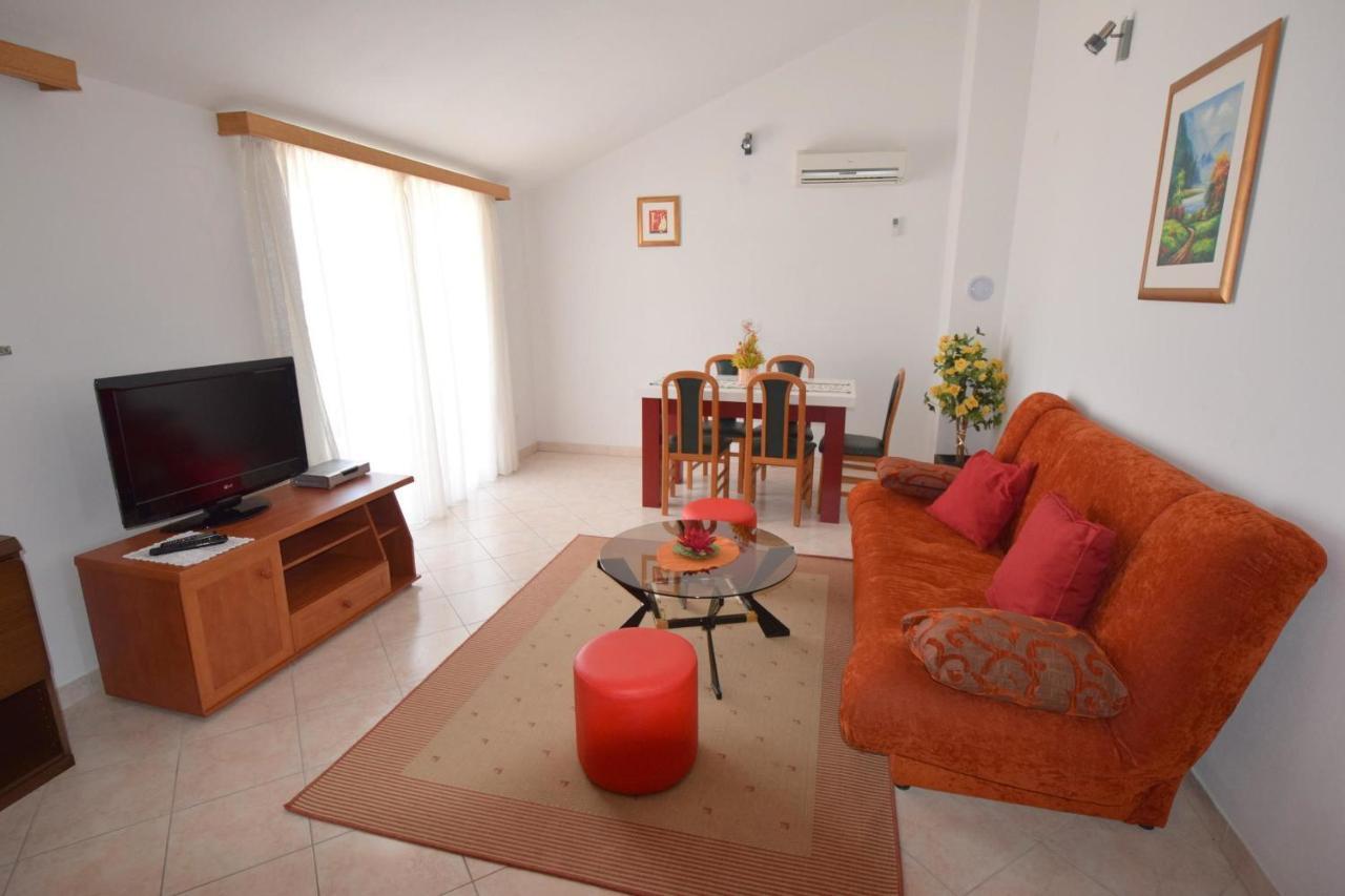 Apartments Gabrijel Malinska Extérieur photo