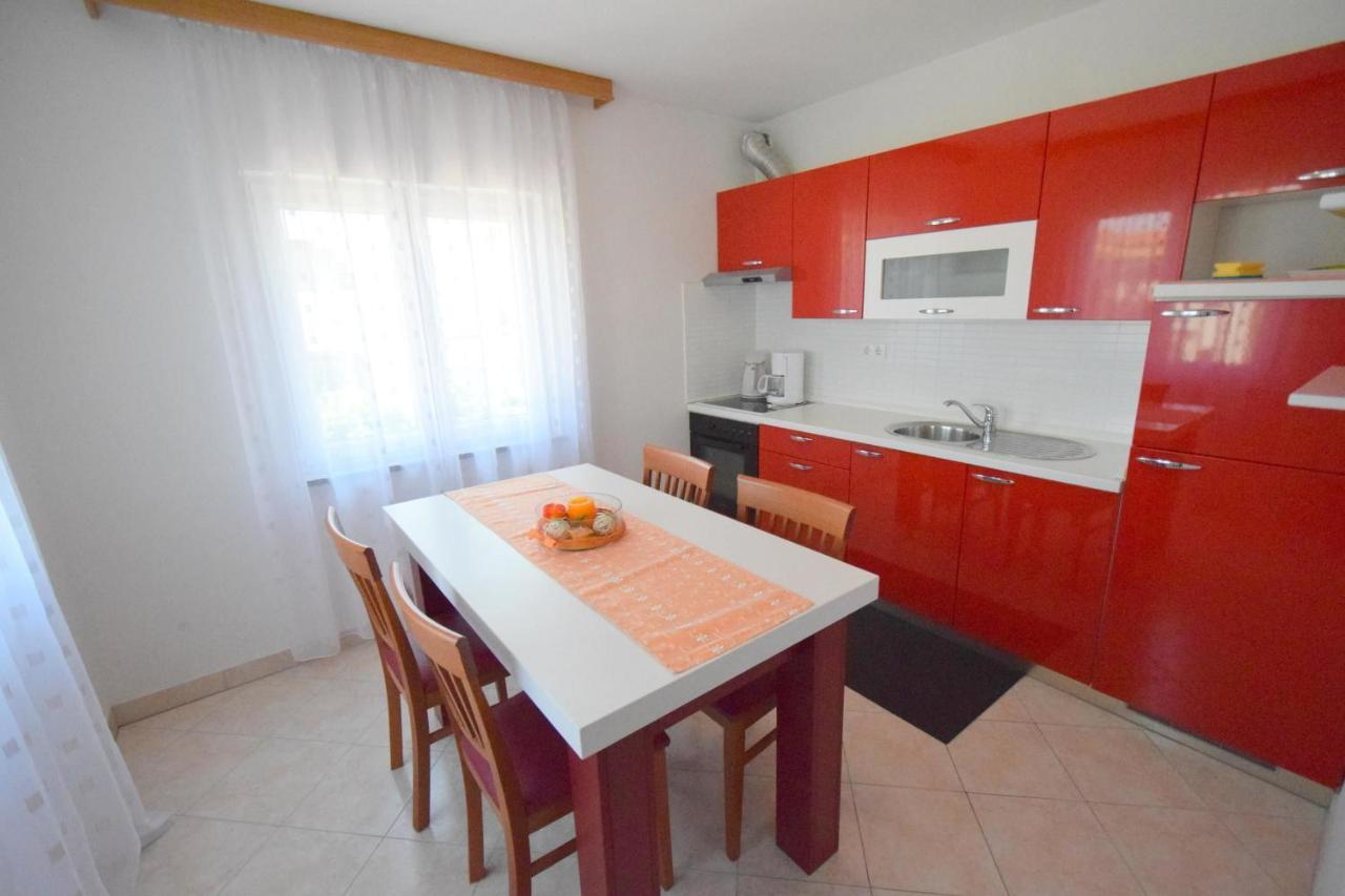 Apartments Gabrijel Malinska Extérieur photo