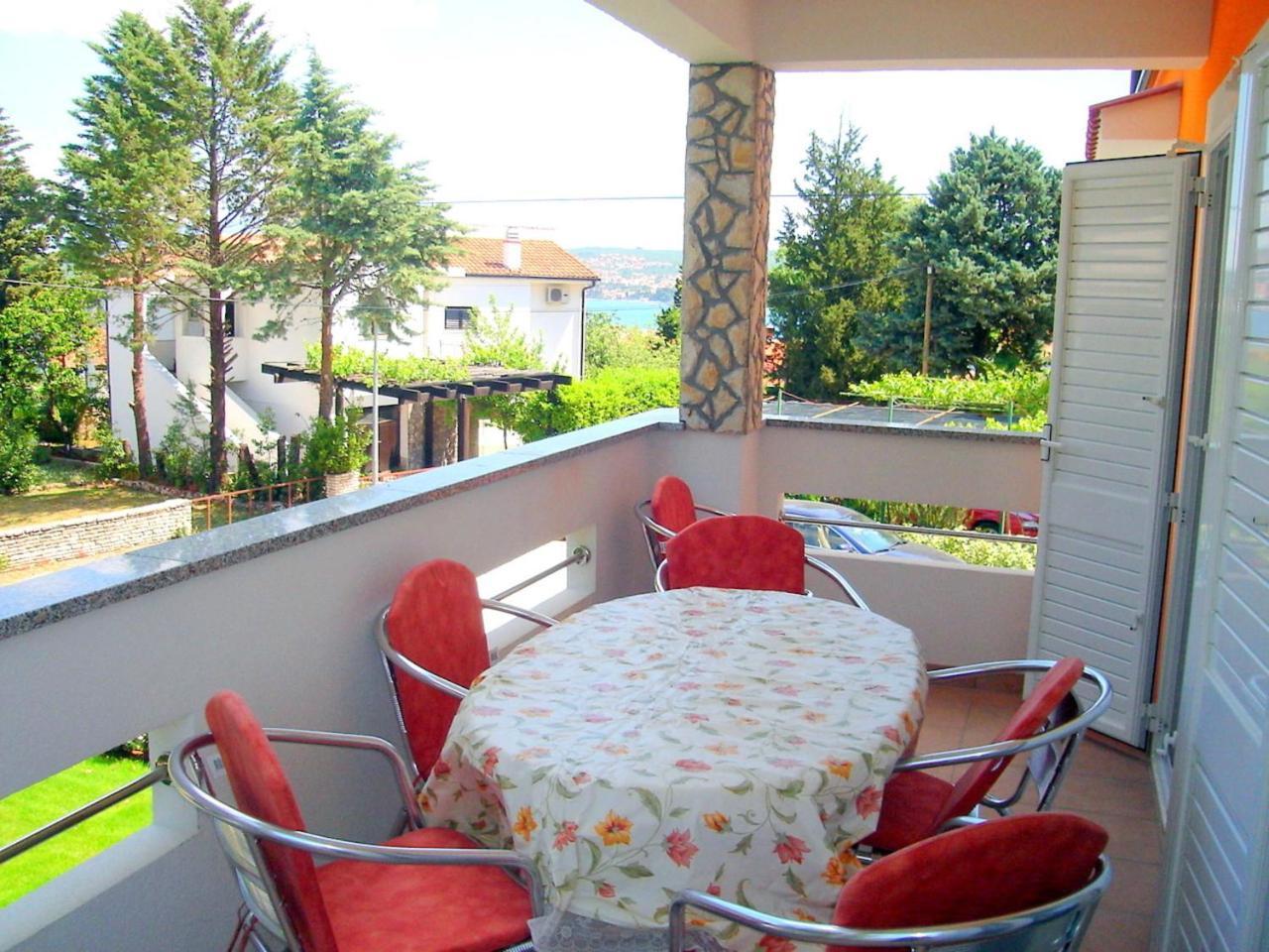 Apartments Gabrijel Malinska Extérieur photo